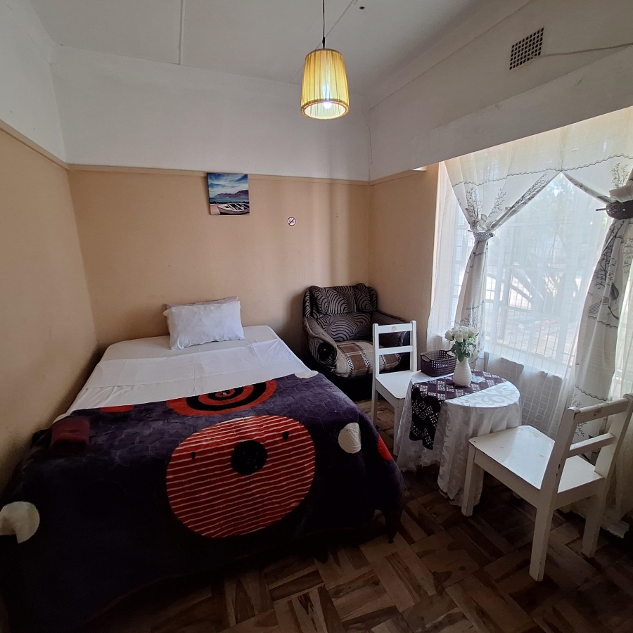 4 Bedroom Property for Sale in Heilbron Free State